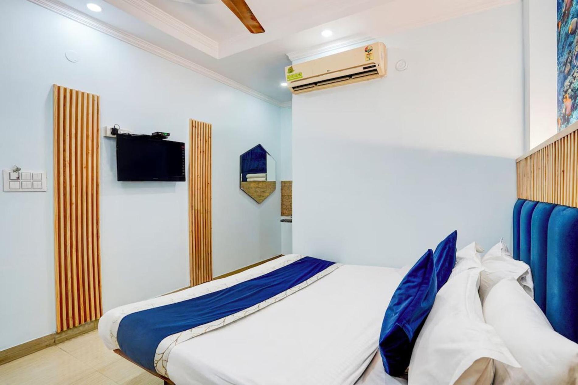 Hotel Jai Balag Railway Station