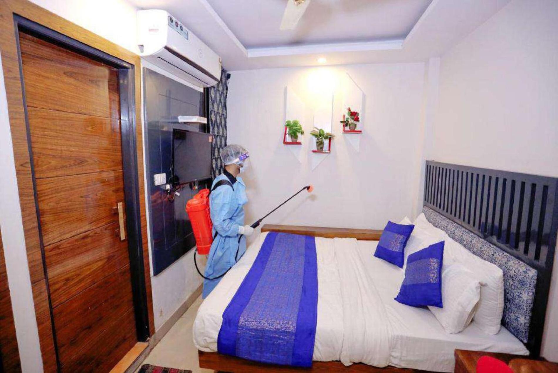 Jai Balag Railway Station Hotel